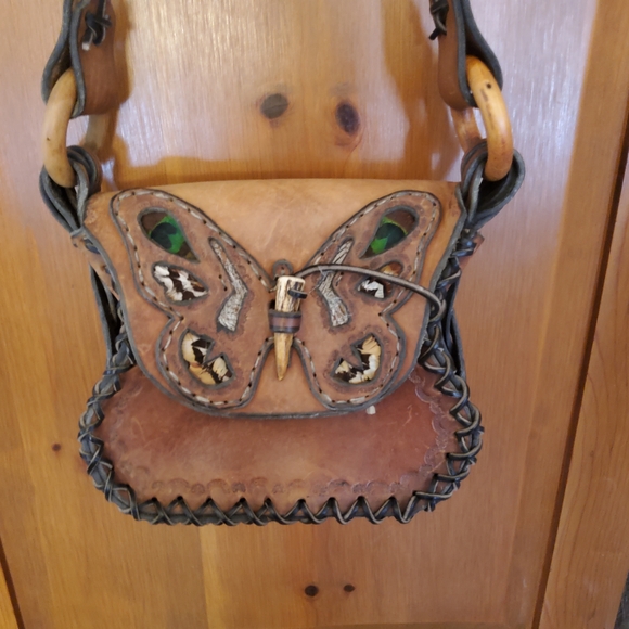 Vintage Handtooled Leather HandBag with Butterfly 70s - Picture 15 of 16